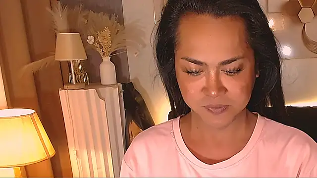 Snapshot of negrashemalexxx chatting on 02-22-26, 08:39 negrashemalexxx online show from 02-22-26, 08:39