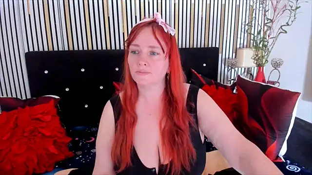 Snapshot of SinFulTitsDD chatting on 04-24-26, 12:51 SinFulTitsDD online show from 04-24-26, 12:51