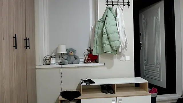 Snapshot of increible_della chatting on 02-10-26, 07:57 increible della online show from 02-10-26, 07:57