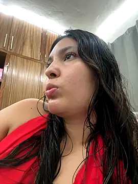 Snapshot of mariatudulceadiccion chatting on 10-21-25, 06:35 mariatudulceadiccion online show from 10-21-25, 06:35
