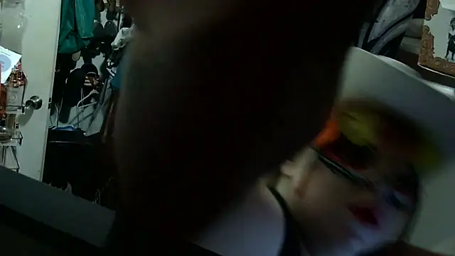 Snapshot of Cataleia21 chatting on 10-16-25, 06:38 Cataleia21 online show from 10-16-25, 06:38