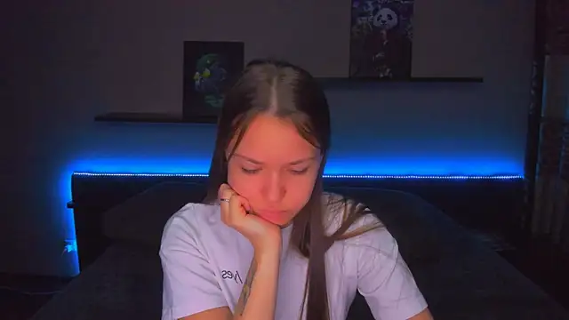 AlexaBarkley online show from 02-17-26, 12:30