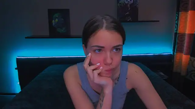AlexaBarkley online show from 02-04-25, 06:36