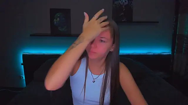 AlexaBarkley online show from 12-15-25, 12:16