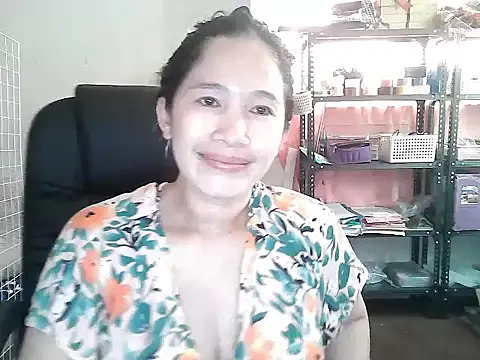 Snapshot of Alexiadreamer chatting on 03-04-26, 03:14 Alexiadreamer online show from 03-04-26, 03:14