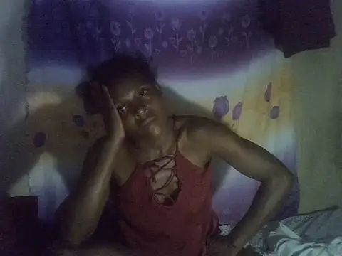 Snapshot of cute-shamza chatting on 06-06-26, 08:25 cute-shamza online show from 06-06-26, 08:25