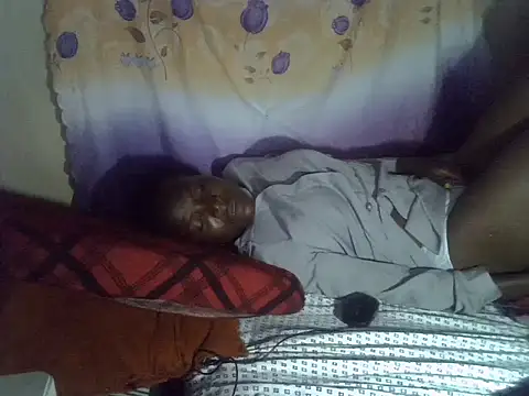 Snapshot of cute-shamza chatting on 04-18-26, 07:58 cute-shamza online show from 04-18-26, 07:58