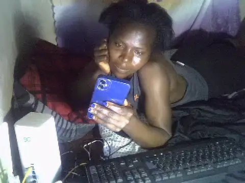 cute-shamza online show from 04-13-26, 05:11