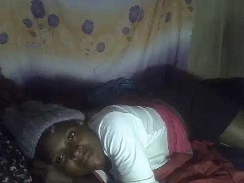 Snapshot of cute-shamza chatting on 05-22-26, 05:38 cute-shamza online show from 05-22-26, 05:38