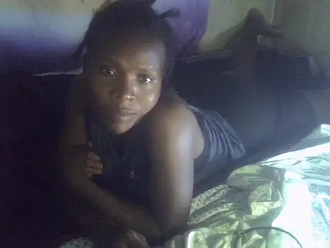 Snapshot of cute-shamza chatting on 05-25-26, 05:33 cute-shamza online show from 05-25-26, 05:33
