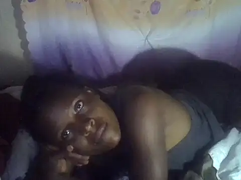 Snapshot of cute-shamza chatting on 06-06-26, 08:19 cute-shamza online show from 06-06-26, 08:19