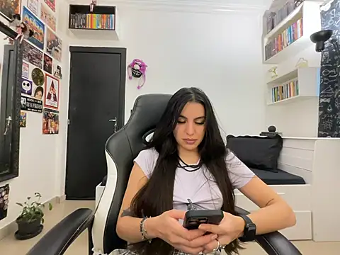 Snapshot of Myonlyhell chatting on 02-12-25, 05:26 Myonlyhell online show from 02-12-25, 05:26