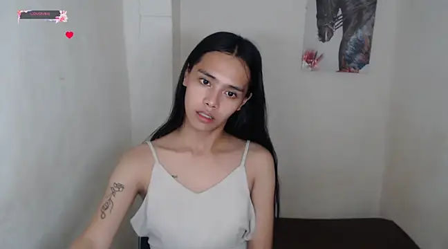 Snapshot of shecutie69 chatting on 02-23-25, 01:02 shecutie69 online show from 02-23-25, 01:02