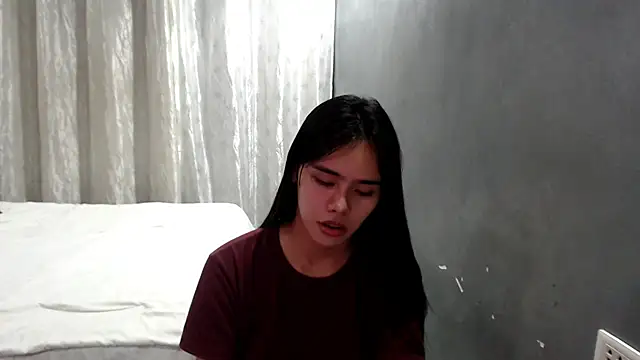 Snapshot of shecutie69 chatting on 05-05-26, 10:13 shecutie69 online show from 05-05-26, 10:13