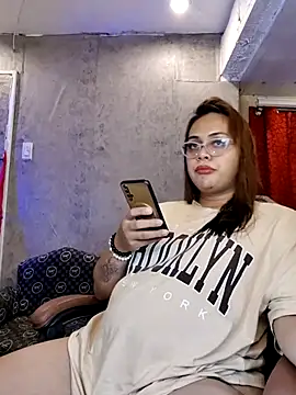  MissKhimberlyXxx  online show from 04-04-26, 12:01