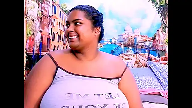 Snapshot of Indianfairy99 chatting on 05-10-26, 05:37 Indianfairy99 online show from 05-10-26, 05:37