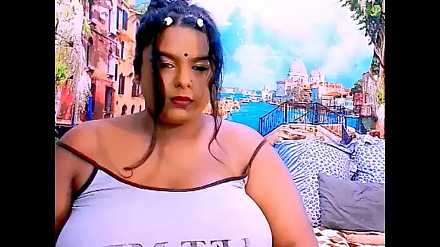 Snapshot of Indianfairy99 chatting on 05-14-26, 07:44 Indianfairy99 online show from 05-14-26, 07:44