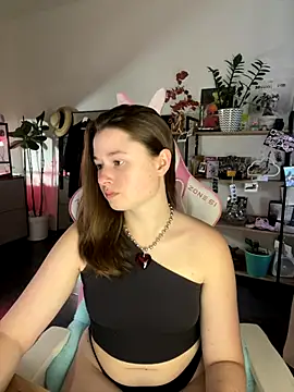 sweetest pie online show from 10-05-25, 02:41