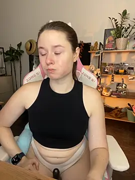 sweetest pie online show from 11-08-25, 09:51