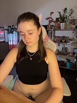 sweetest pie online show from 09-13-25, 06:08