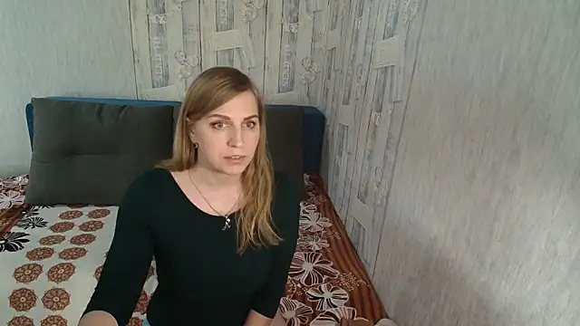 Pilly green  online show from 10-03-25, 08:16