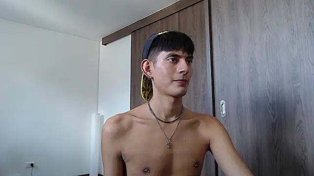 Snapshot of imdavo23 chatting on 12-05-24, 07:11 imdavo23 online show from 12-05-24, 07:11