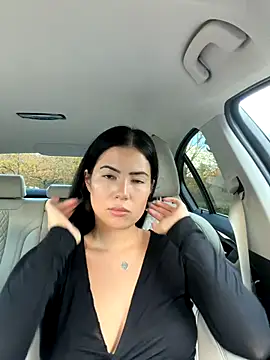 clairewntr online show from 11-02-25, 02:11