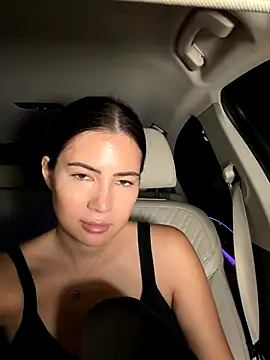 clairewntr online show from 11-14-25, 08:12