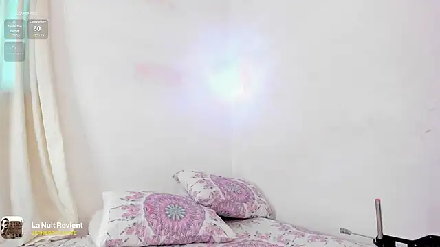 Snapshot of carmesix chatting on 10-08-25, 01:23 carmesix online show from 10-08-25, 01:23