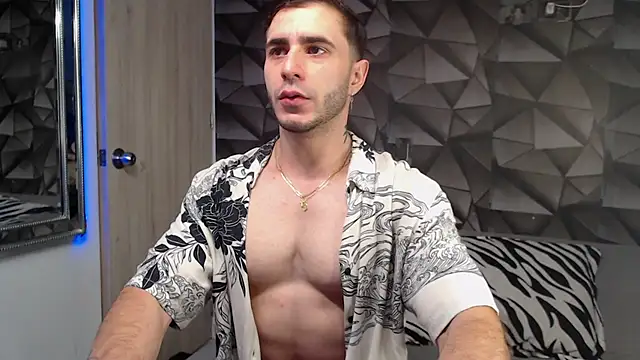 Latino stud4u online show from 09-18-25, 11:08