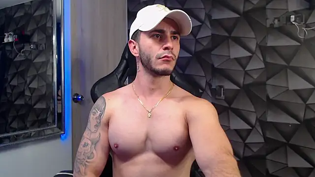 Latino stud4u online show from 11-05-25, 10:46