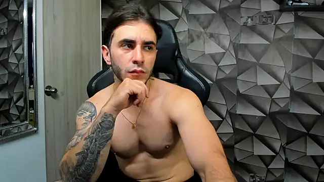 Latino stud4u online show from 12-20-25, 12:57