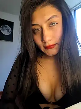 Snapshot of _Danna chatting on 12-01-24, 08:03  Danna online show from 12-01-24, 08:03