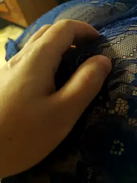 LovlyAnnie online show from 12-19-25, 06:05