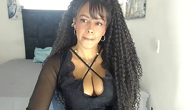 Snapshot of yeli_xxx chatting on 07-13-26, 07:57 yeli xxx online show from 07-13-26, 07:57