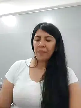 Snapshot of aisha_latina chatting on 02-27-25, 03:48 aisha latina online show from 02-27-25, 03:48