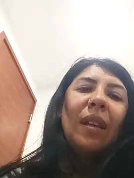 Snapshot of aisha_latina chatting on 03-04-25, 08:16 aisha latina online show from 03-04-25, 08:16