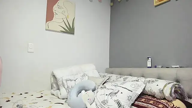 Snapshot of aisha_latina chatting on 02-03-25, 11:36 aisha latina online show from 02-03-25, 11:36