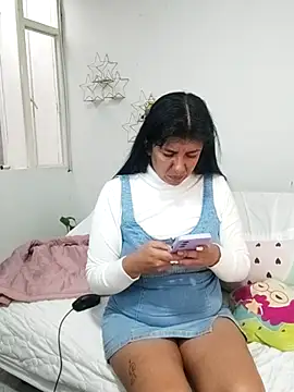 aisha latina online show from 02-18-26, 02:24