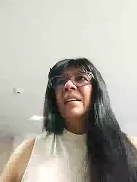 aisha latina online show from 07-21-26, 02:29