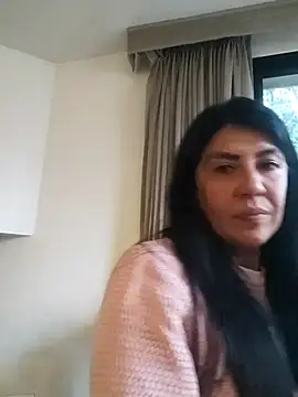 Snapshot of aisha_latina chatting on 03-11-25, 09:37 aisha latina online show from 03-11-25, 09:37