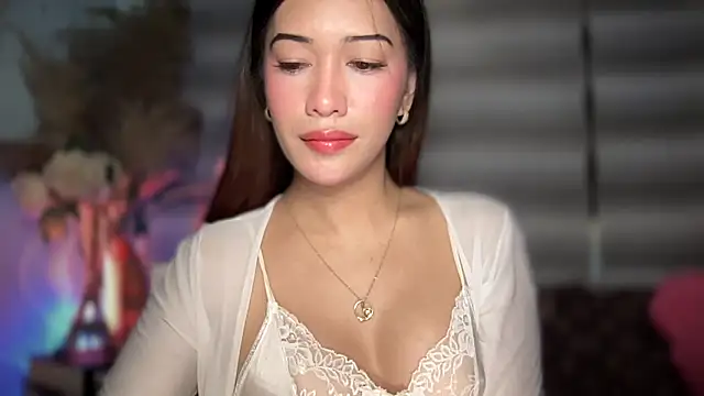 Snapshot of Jasmine_Elcock chatting on 10-18-25, 07:16 Jasmine Elcock online show from 10-18-25, 07:16