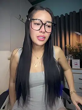 Snapshot of Jasmine_Elcock chatting on 06-03-26, 06:12 Jasmine Elcock online show from 06-03-26, 06:12