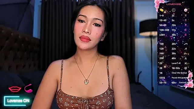 Snapshot of Jasmine_Elcock chatting on 02-07-26, 07:00 Jasmine Elcock online show from 02-07-26, 07:00