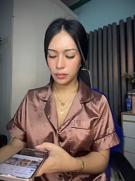 Jasmine Elcock online show from 07-04-26, 09:30