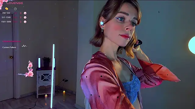 Arielle  03 online show from 11-30-25, 09:48