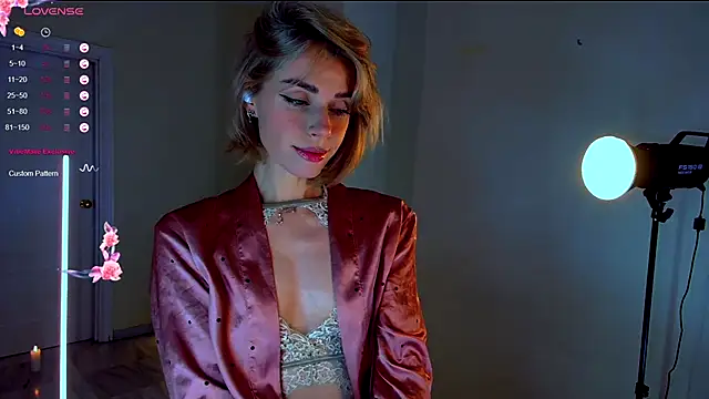 Arielle  03 online show from 11-23-25, 09:47