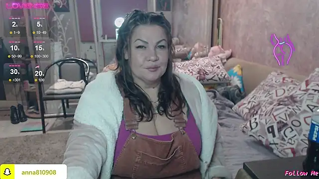 femme fatale1 online show from 10-29-25, 05:12