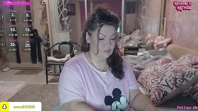 femme fatale1 online show from 11-10-25, 07:19