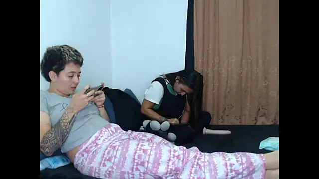 kathy luisa online show from 04-21-26, 02:56